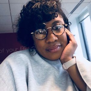 Meet your Posher, Joy